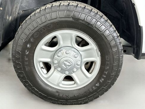 Used 2019 RAM 2500 Tradesman image 30