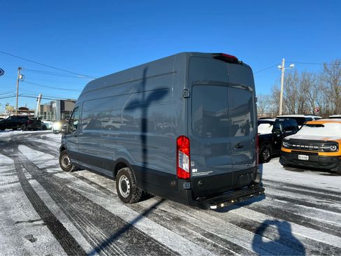 Used 2021 Ford Transit 250 148 High Roof Extended w/ Parcel Delivery Package image 10