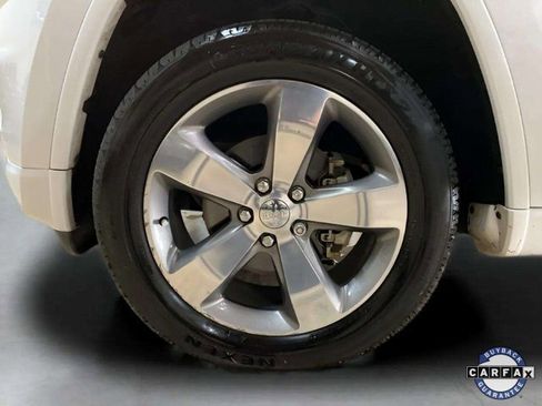 Used 2015 Jeep Grand Cherokee Overland image 29