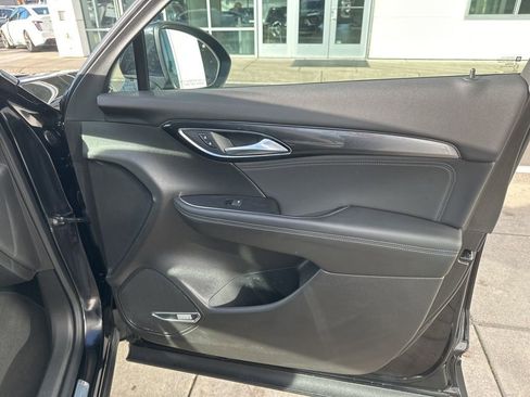 Used 2024 Buick Envision Preferred image 13