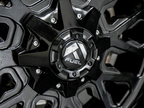 Used 2022 Ford F250 Platinum w/ FX4 Off-Road Package image 61