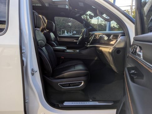 Used 2024 Jeep Grand Wagoneer Series III w/ Rear Seat Video Group 1 image 29
