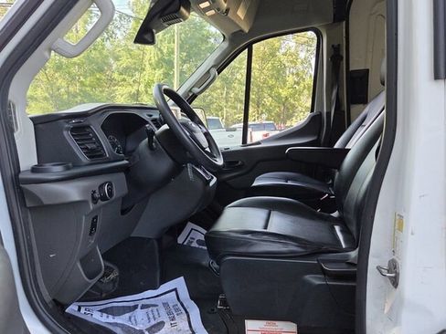 Used 2023 Ford Transit 250 Medium Roof RWD image 6