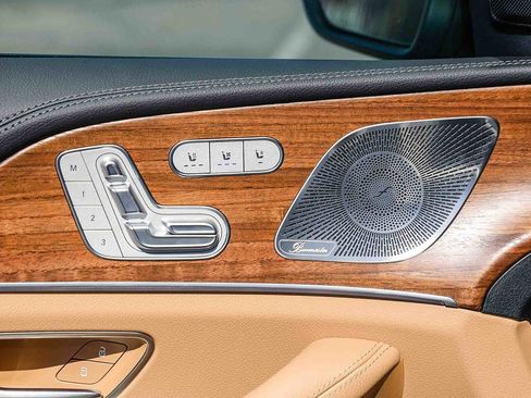 New 2026 Mercedes-Benz GLS 580 4MATIC image 22