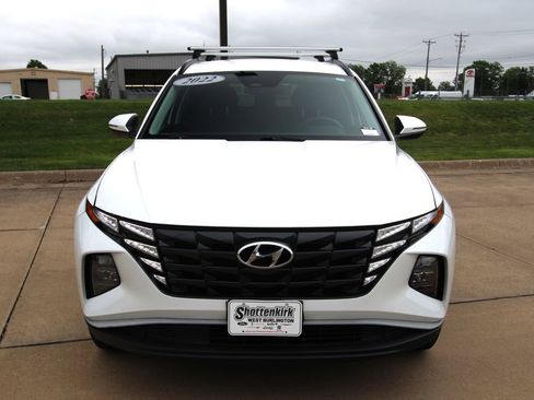 Used 2022 Hyundai Tucson SEL AWD/4WD image 2