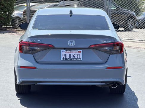 Used 2023 Honda Civic Sport image 6