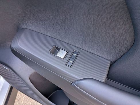 New 2026 Mitsubishi Outlander ES image 32