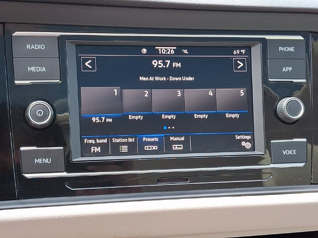 Used 2023 Volkswagen Jetta SE FWD image 23
