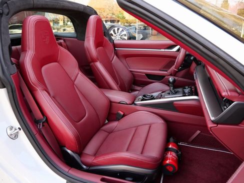 Used 2021 Porsche 911 Targa 4S image 28
