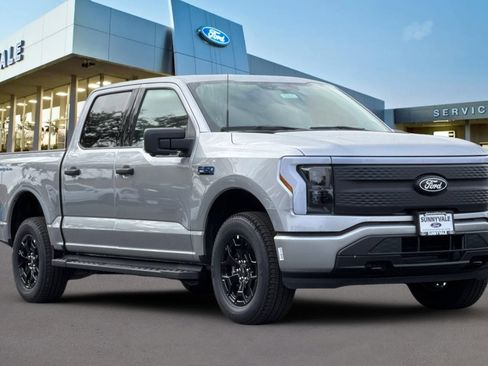 New 2025 Ford F150 Lightning XLT image 9