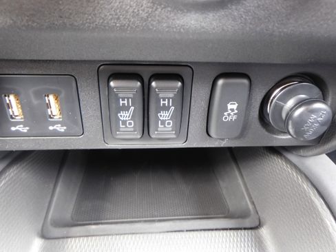 New 2025 Mitsubishi Outlander Sport SE image 23