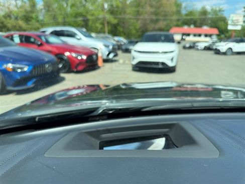 Used 2017 BMW X6 M image 38