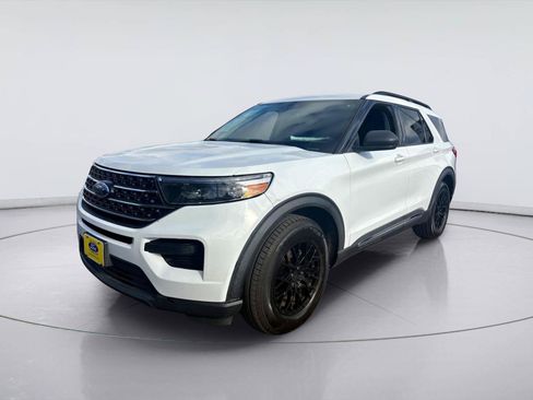 Used 2020 Ford Explorer XLT RWD image 7