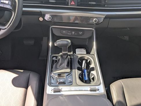 New 2027 Kia Carnival SX FWD image 20