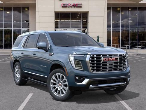 New 2026 GMC Yukon Denali w/ Denali Reserve Package AWD/4WD image 7