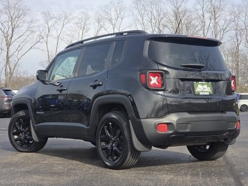 Used 2016 Jeep Renegade Latitude image 21