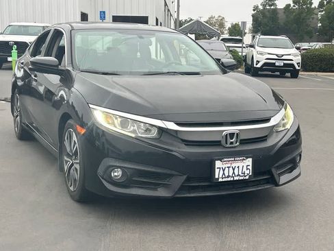 Used 2017 Honda Civic EX-L image 4