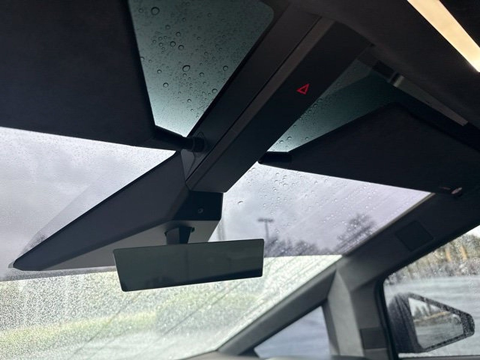 Used 2025 Tesla Cybertruck AWD Crew Cab image 17