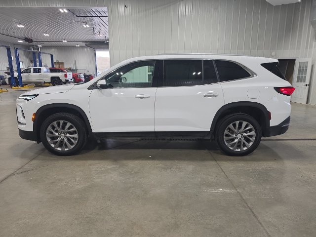 Used 2026 Buick Enclave Preferred AWD/4WD image 5