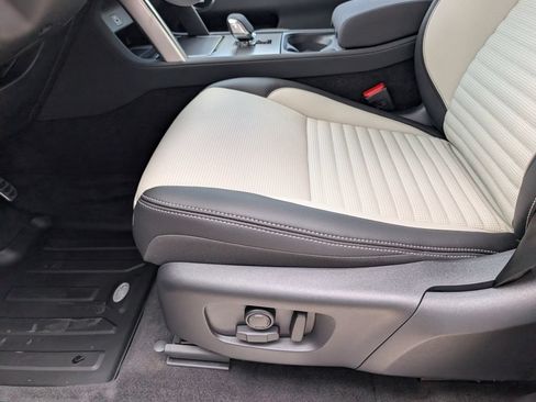 New 2026 Land Rover Discovery Sport Landmark AWD/4WD image 23