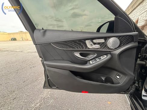 Used 2015 Mercedes-Benz C 300 4MATIC Sedan w/ Sport Package image 40