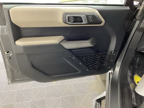 Used 2022 Ford Bronco Wildtrak image 17