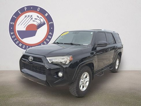 Used 2015 Toyota 4Runner SR5 RWD image 2