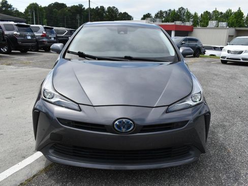 Used 2022 Toyota Prius LE FWD image 3