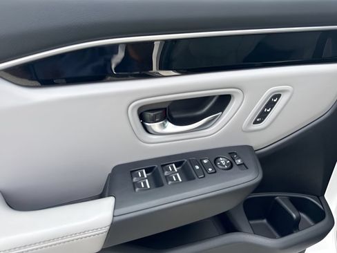Used 2025 Honda Pilot EX-L image 19