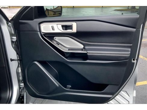 Used 2024 Ford Explorer ST w/ Equipment Group 401A image 26