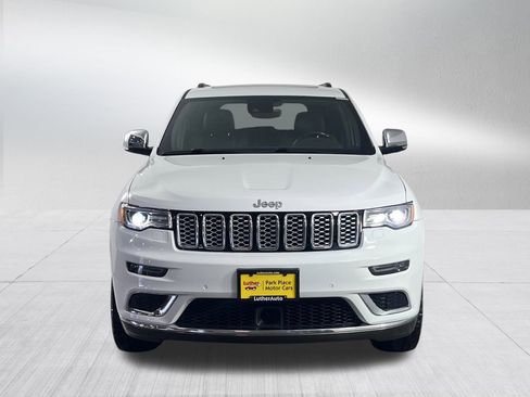 Used 2017 Jeep Grand Cherokee Summit image 2
