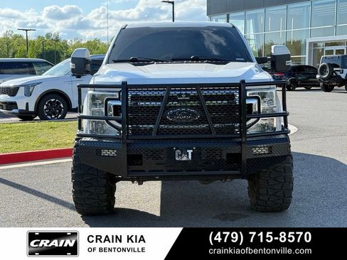 Used 2020 Ford F250 Lariat w/ Lariat Value Package AWD/4WD image 4
