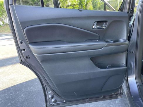 Used 2022 Honda Pilot Special Edition image 11