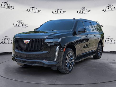 Used 2021 Cadillac Escalade ESV Sport w/ LPO, Illumination Package AWD/4WD image 3