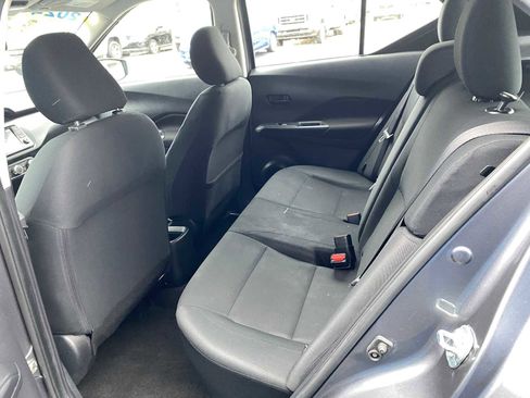 Used 2024 Nissan Kicks S image 11