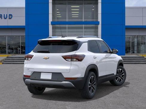New 2026 Chevrolet TrailBlazer LT w/ Convenience Package AWD/4WD image 4