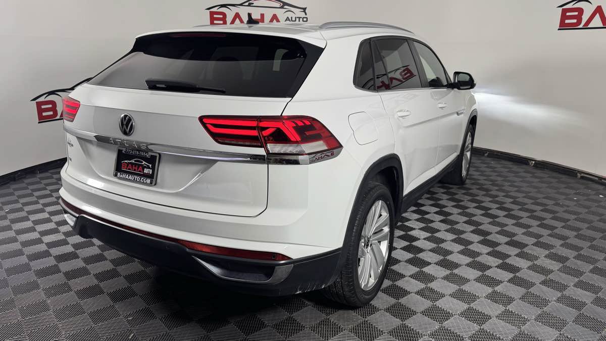 Used 2021 Volkswagen Atlas Cross Sport SE FWD image 7