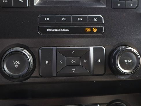 Used 2022 Ford F350 XL w/ Power Equipment Group RWD image 32