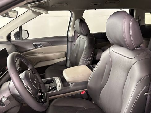 New 2026 Kia Carnival EX FWD image 26
