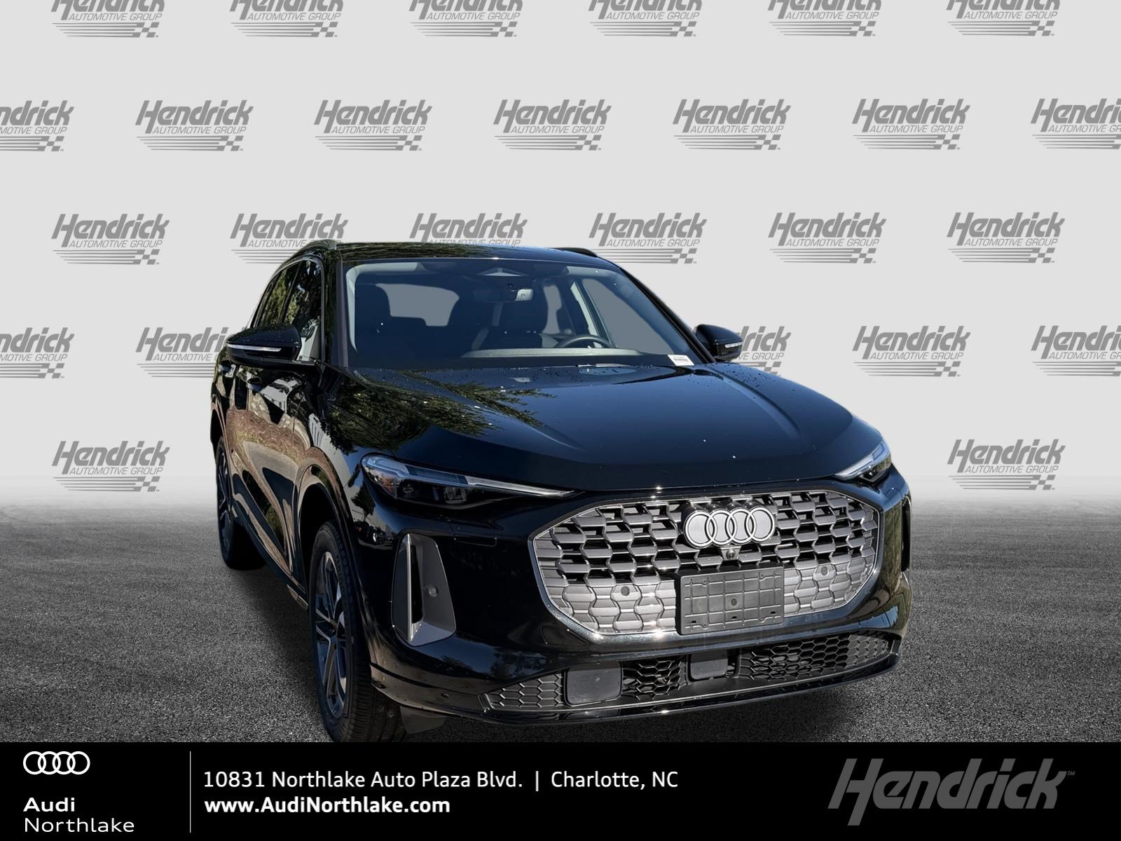 Certified 2025 Audi Q5 Premium Plus w/ Premium Plus AWD/4WD image 1