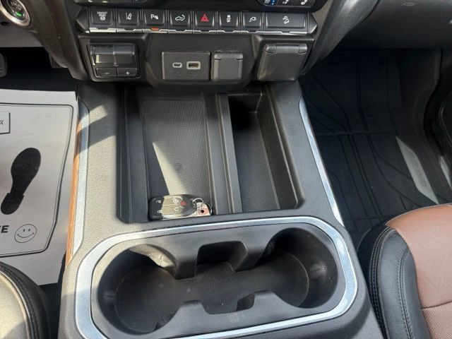 Used 2021 Chevrolet Silverado 2500 High Country w/ Technology Package AWD/4WD image 19
