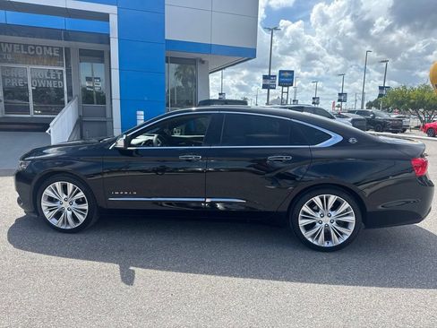 Used 2017 Chevrolet Impala Premier w/ Enhanced Convenience Package FWD image 8