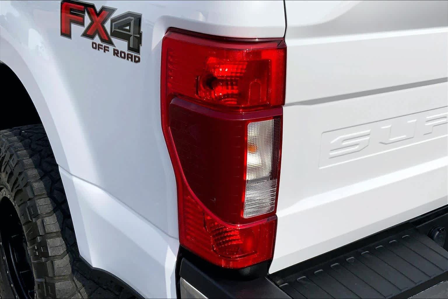 Used 2020 Ford F250 Lariat w/ Lariat Ultimate Package AWD/4WD image 26