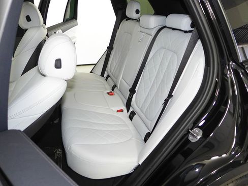 Certified 2023 BMW X5 xDrive40i w/ M Sport Package image 21