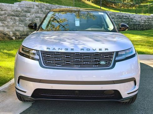 Used 2025 Land Rover Range Rover Velar S image 8