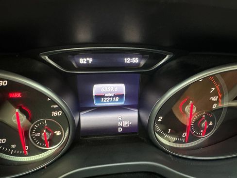 Used 2018 Mercedes-Benz GLA 250 image 57