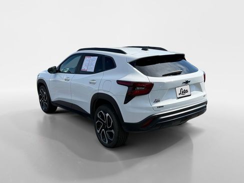 Used 2024 Chevrolet Trax RS w/ Driver Confidence Package image 6