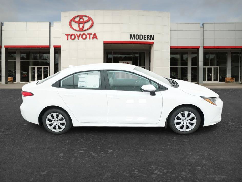New 2027 Toyota Corolla LE FWD image 7