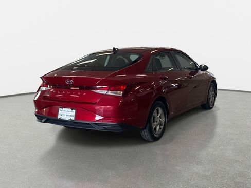 Certified 2023 Hyundai Elantra SE w/ Cargo Package image 5