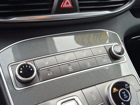 Certified 2022 Hyundai Santa Fe SEL image 15